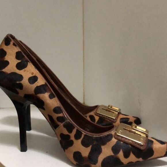 Tory Burch Shoes - Tory Burch Designer Celina Leopard Animal Print Heels Pump Gold Logo 7